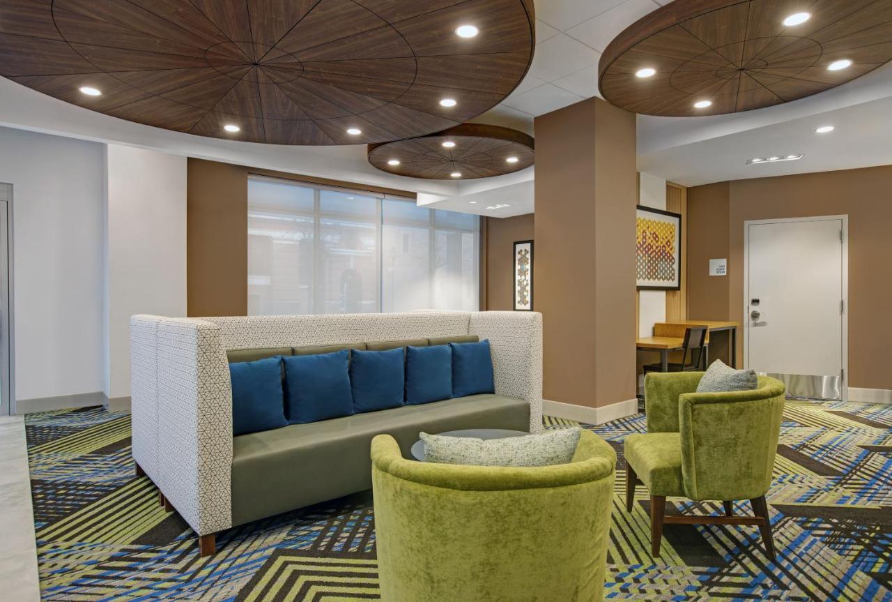 Holiday Inn Express - Milwaukee Downtown By Ihg Εξωτερικό φωτογραφία