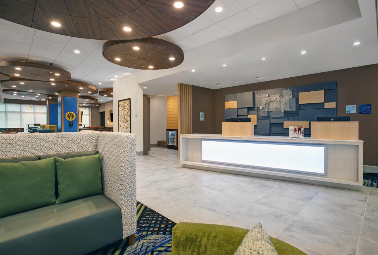 Holiday Inn Express - Milwaukee Downtown By Ihg Εξωτερικό φωτογραφία